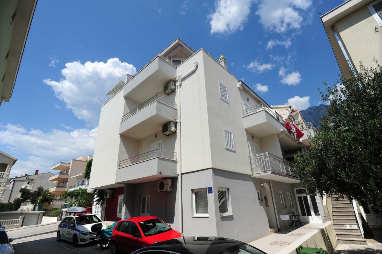 Apartments Knezevic Makarska Exterior foto